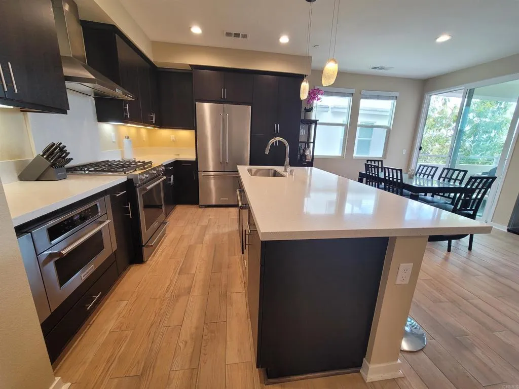 Photo #4: PTP2503500 Listing 