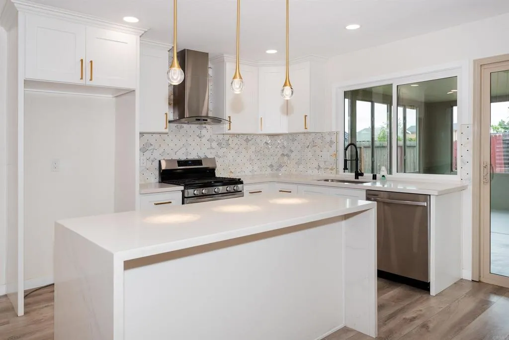 https://cdn.realtyfeed.com/cdn/127/306440200/b6ecafe11c8350c6f0c644c0aea5532d.webp