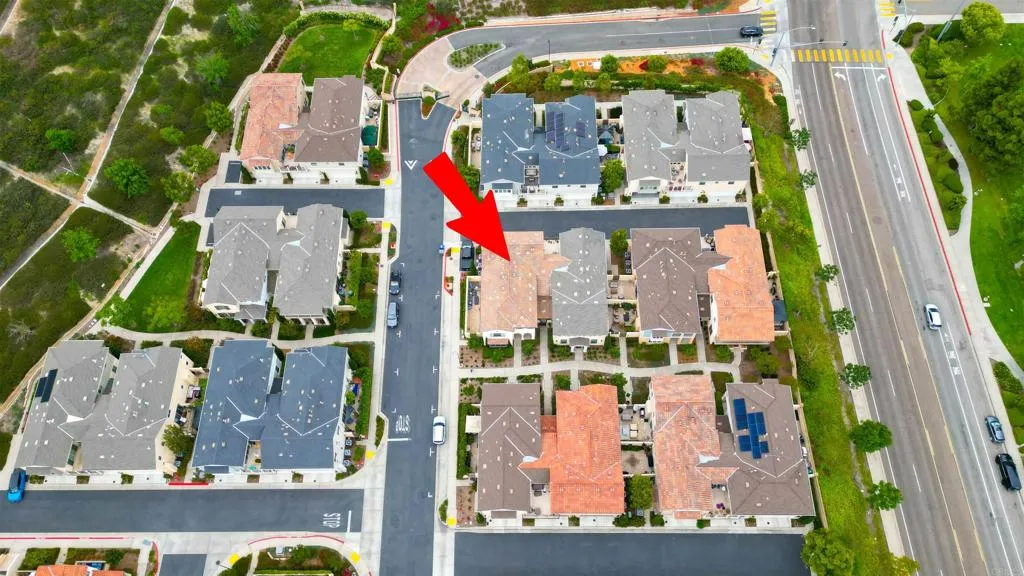 https://cdn.realtyfeed.com/cdn/127/306440494/67691d33b4304899d889c62743323fe2.webp