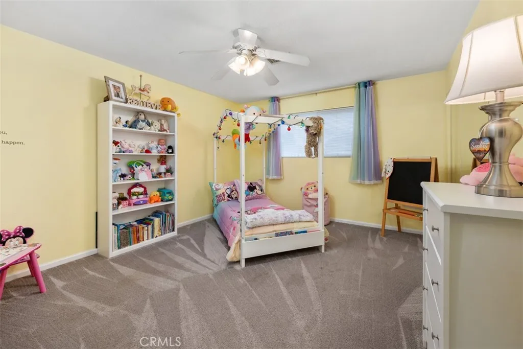 https://cdn.realtyfeed.com/cdn/127/306440508/29bfbbb375f2265f2d94f841a0ff56d5.webp