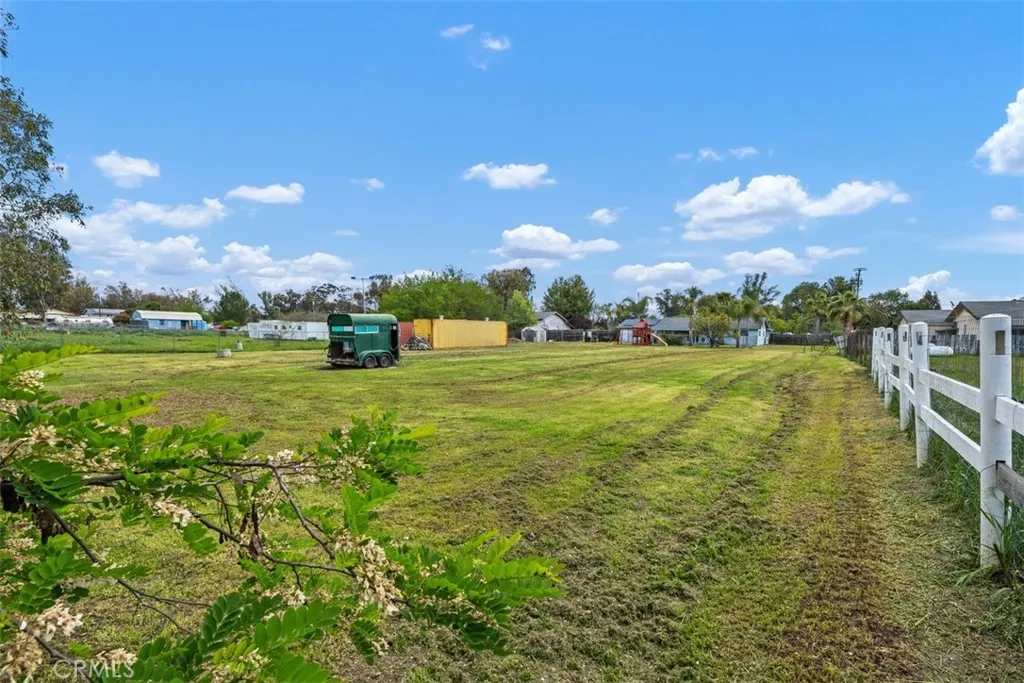 https://cdn.realtyfeed.com/cdn/127/306440508/78756b84d2721e175b1caf92d3c275b6.webp
