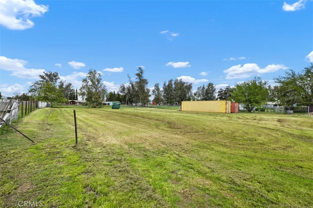 https://cdn.realtyfeed.com/cdn/127/306440508/df80b54688b738cfeba62cbbad4eaab9.webp
