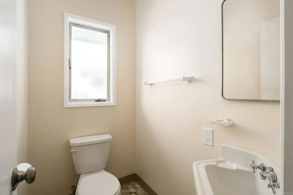 https://cdn.realtyfeed.com/cdn/127/306440988/0acd2e5a74a81267d654c00b5862dd90.webp