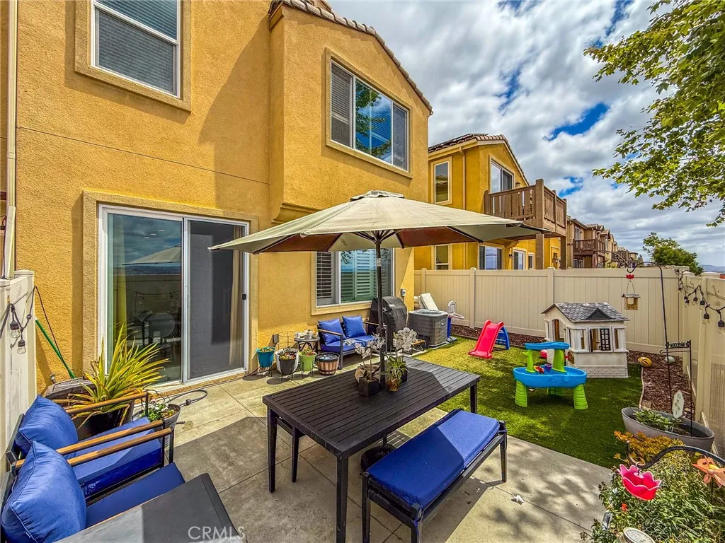 Photo #14: SB25107682 Listing: Photo #14