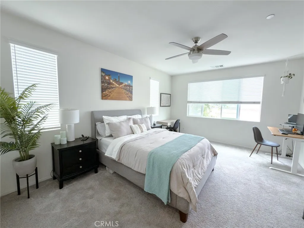 Photo #9: SB25107682 Listing: Photo #9