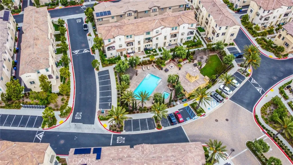 https://cdn.realtyfeed.com/cdn/127/306441126/b4ccfe7371f9b6c3a1fda77e2f29d125.webp
