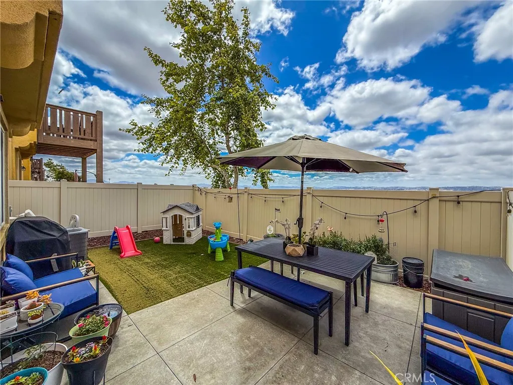 Photo #12: SB25107682 Listing: Photo #12
