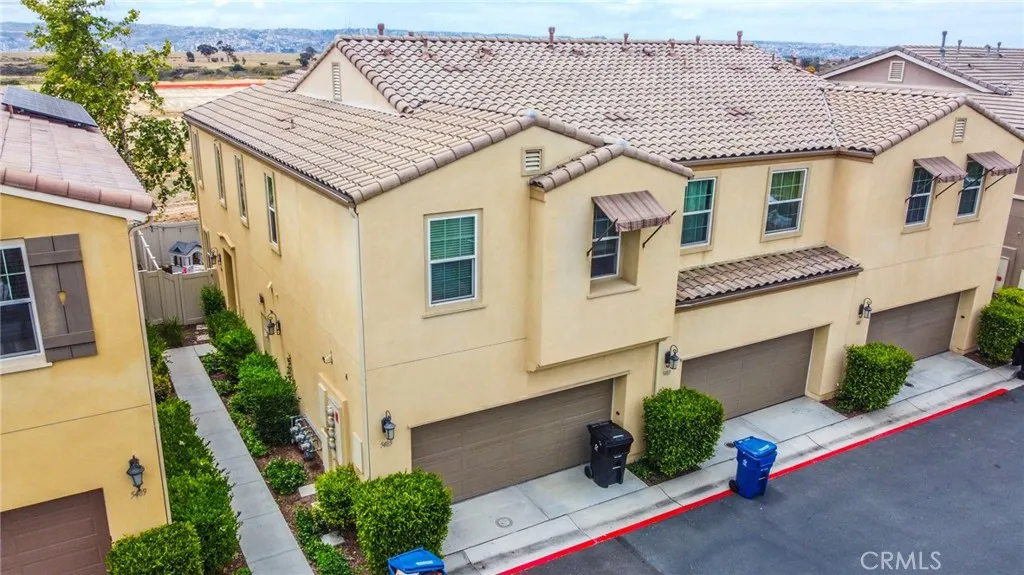 Photo #21: SB25107682 Listing: Photo #21
