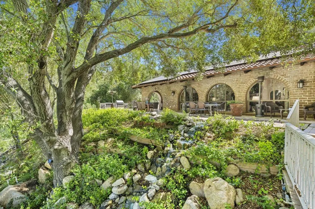 https://cdn.realtyfeed.com/cdn/127/306441127/955e1d22b2ab89364ccc868d7d0d6f8c.webp
