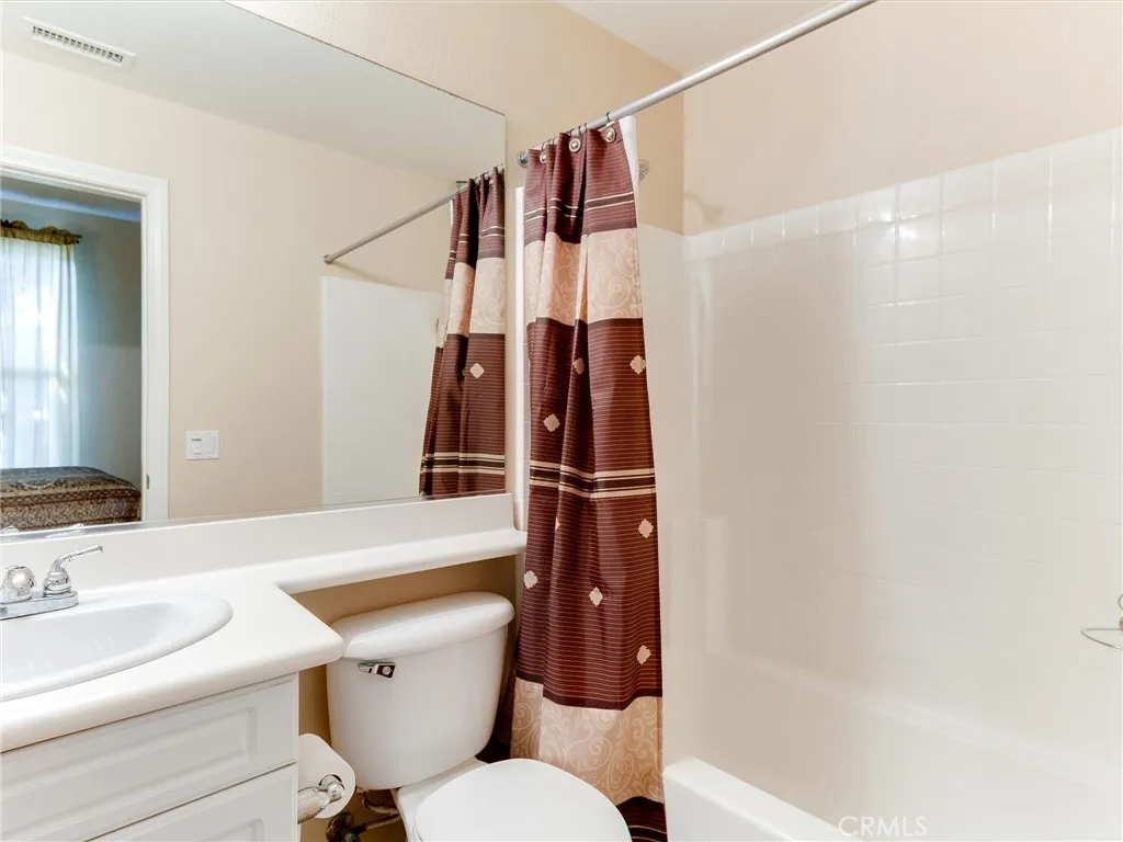 17625 Carpintero Avenue, Bellflower, CA 90706 - Photo 5 of 20, Bellflower, CA