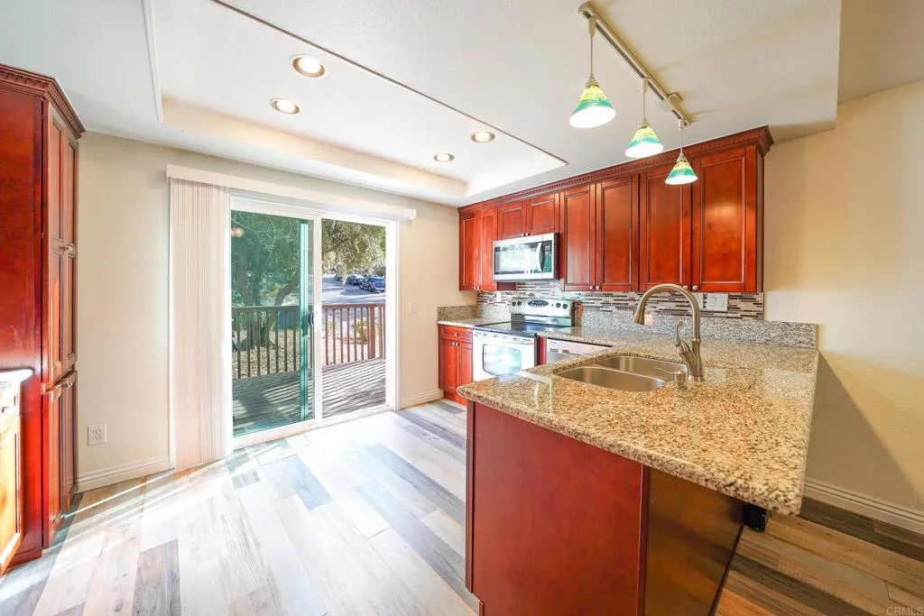 Photo #6: NDP2504785 Listing 