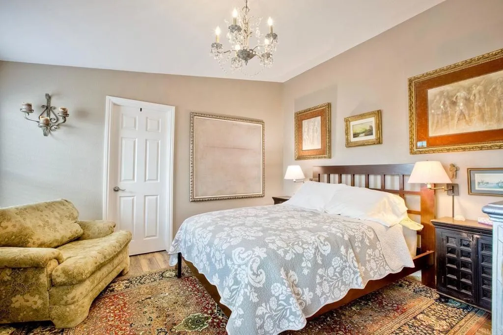 https://cdn.realtyfeed.com/cdn/127/306441242/40bab8749f37bf341c35fb47a1d68a91.webp