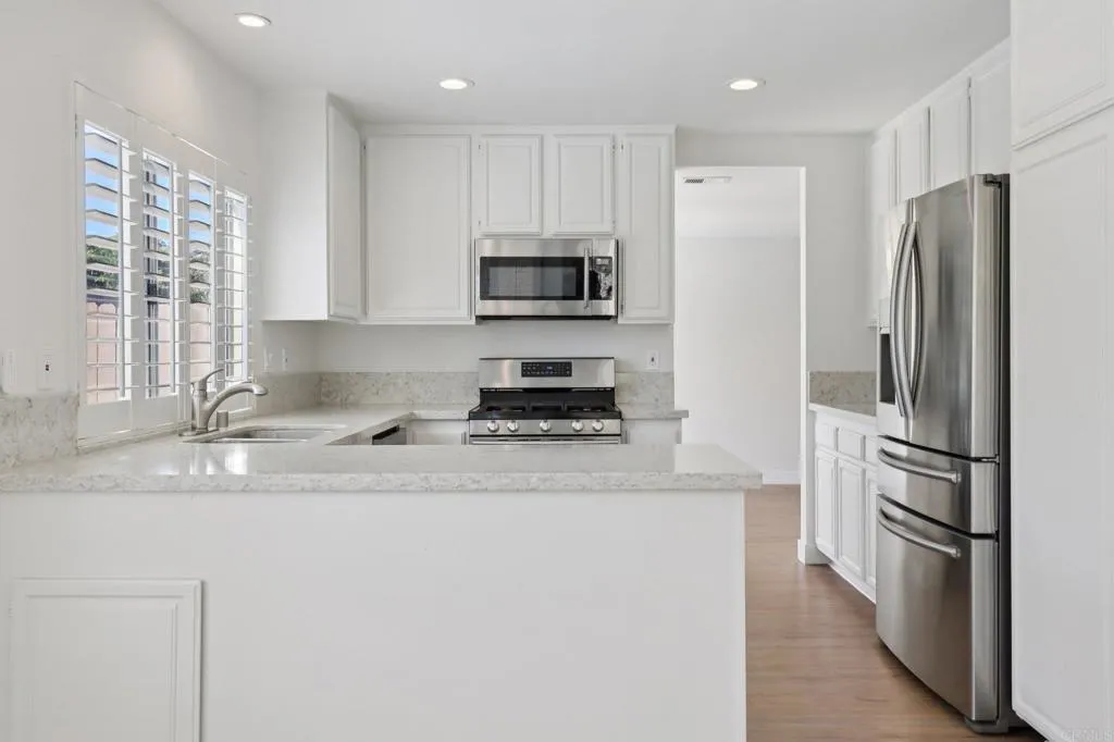 https://cdn.realtyfeed.com/cdn/127/306441308/270dbab23ff036e411e95aa279be8e20.webp