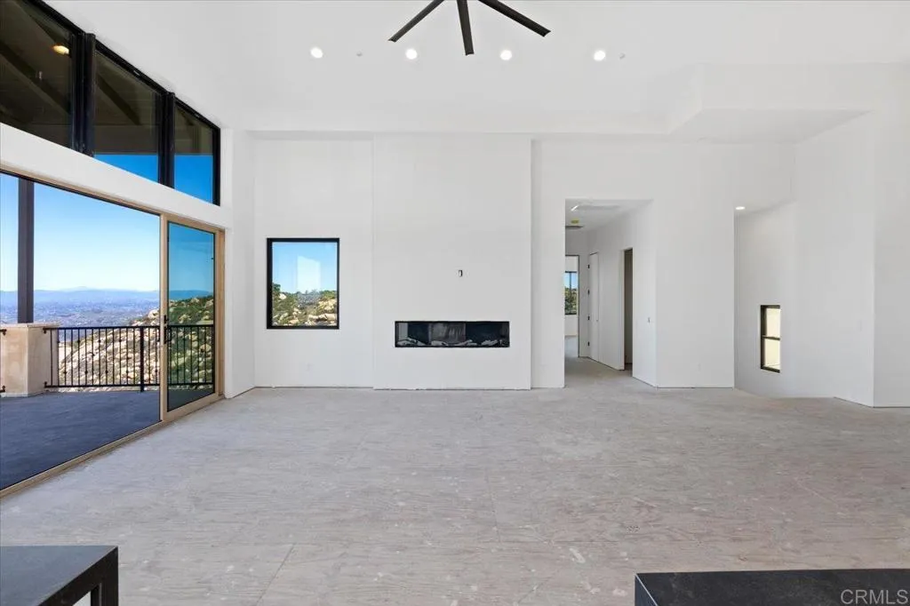 https://cdn.realtyfeed.com/cdn/127/306441311/05198ff6375ddd3a473b6b8071d1b115.webp