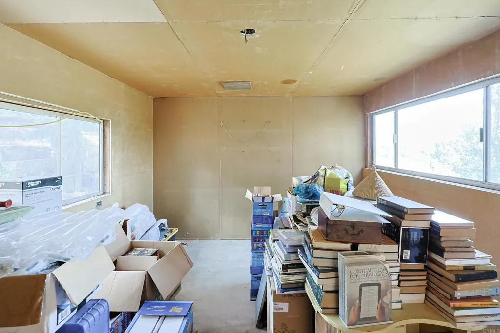 https://cdn.realtyfeed.com/cdn/127/306441435/01102803ea1e14c58289cd6731174a96.webp