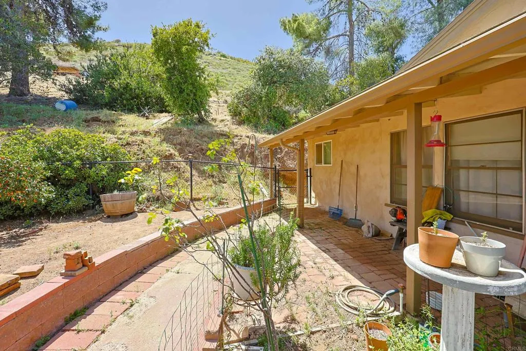 https://cdn.realtyfeed.com/cdn/127/306441435/2acfe529d2d7af62596d1e232823a40b.webp