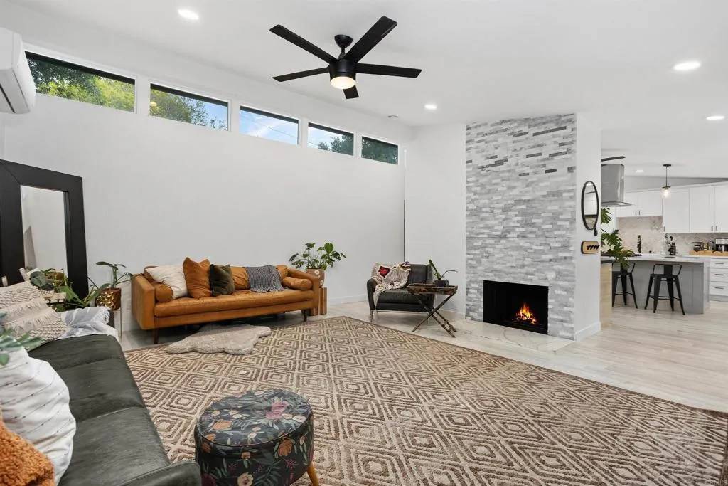 https://cdn.realtyfeed.com/cdn/127/306441438/06044534bcb5cf27d50411f2a61f05c4.webp