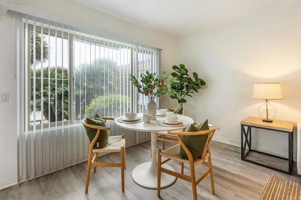 https://cdn.realtyfeed.com/cdn/127/306441532/6da4bfb47c1e43d18c78099210d57751.webp