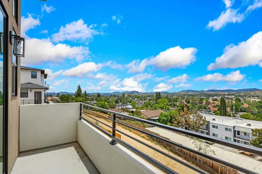https://cdn.realtyfeed.com/cdn/127/306441635/1253ebba6dd4cb62514a8567b19b08e0.webp