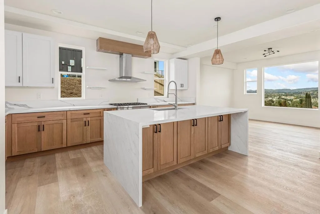 https://cdn.realtyfeed.com/cdn/127/306441635/3ea32285d74044ca62bd05bb27eeb4eb.webp