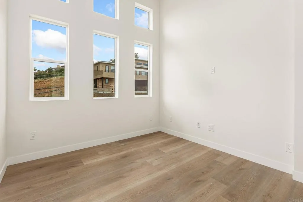 https://cdn.realtyfeed.com/cdn/127/306441635/42633cb2ae8be004e58ab3dd9ce3bcbb.webp