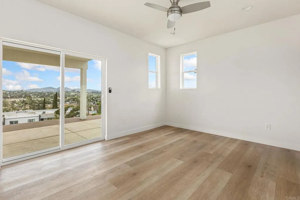 https://cdn.realtyfeed.com/cdn/127/306441635/8aa6e49c72cee3db6bad4b7c7d7a550e.webp