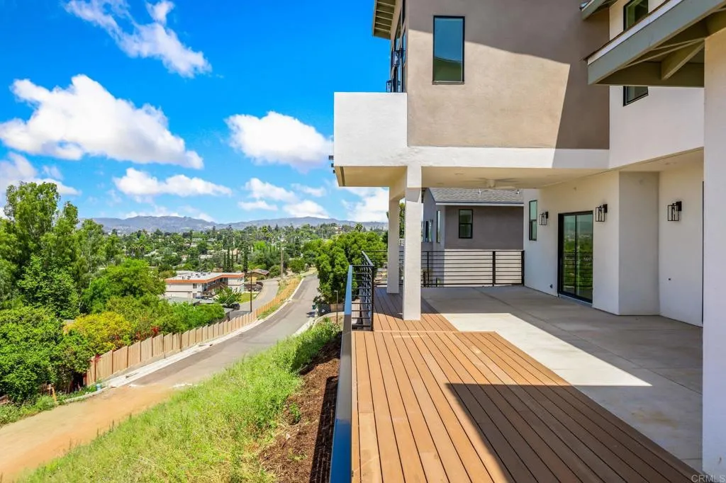 https://cdn.realtyfeed.com/cdn/127/306441635/a5780372d7f7ea206b6e614ce0502705.webp