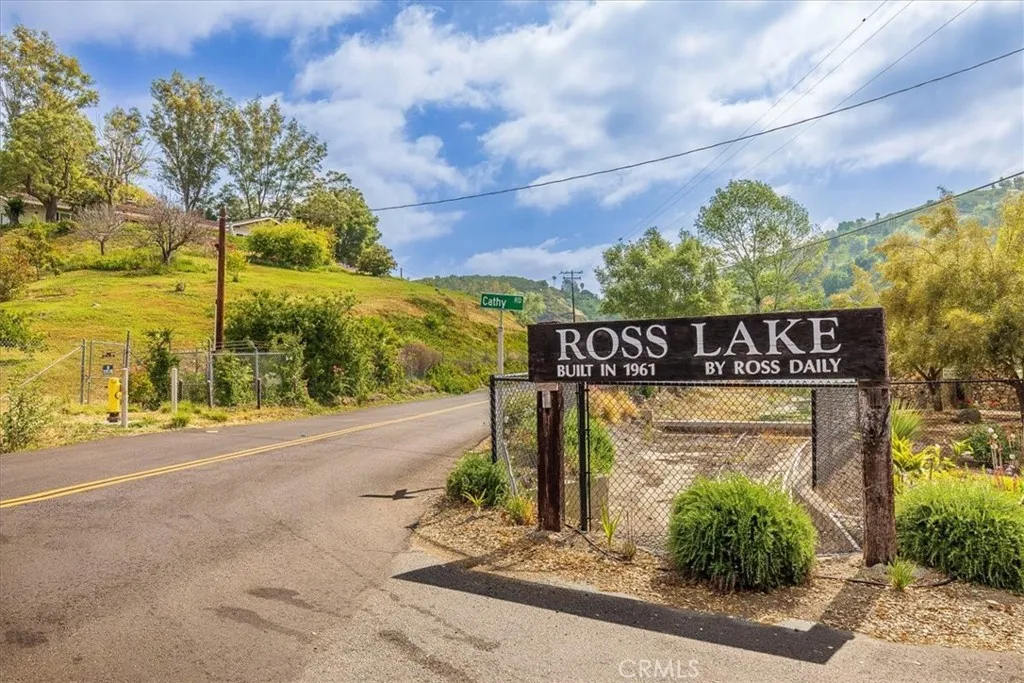 https://cdn.realtyfeed.com/cdn/127/306441874/474d986a3381b2ed02eee62da12f1381.webp