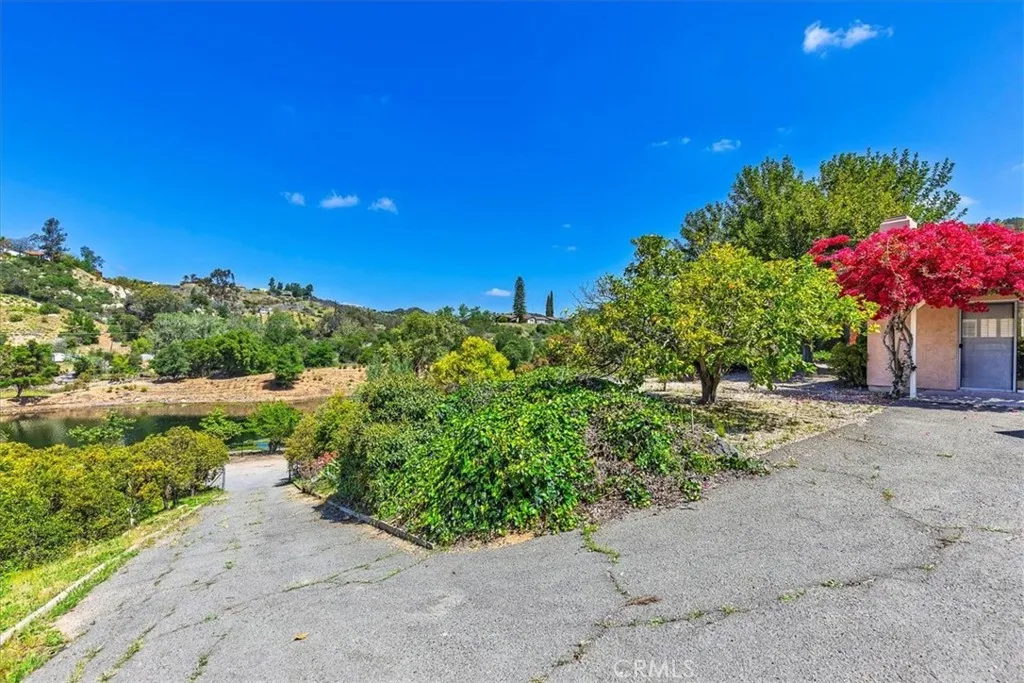 https://cdn.realtyfeed.com/cdn/127/306441874/4eb0bd4786d7d8228a36823e2b0fd615.webp