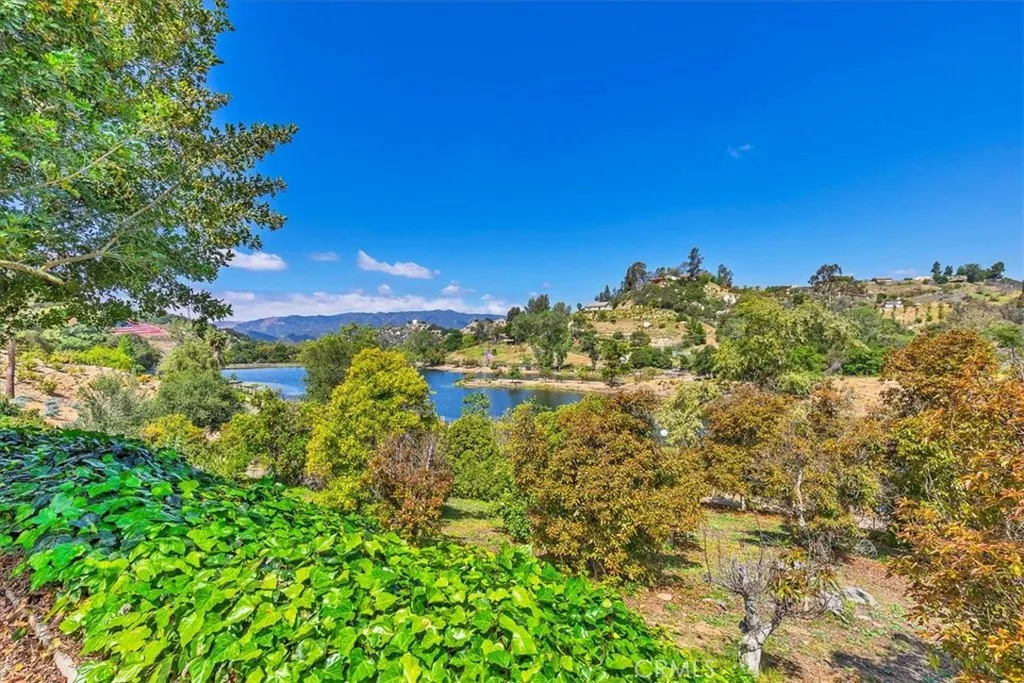 https://cdn.realtyfeed.com/cdn/127/306441874/5c66807e43cc355b49fc164e4bd1721c.webp