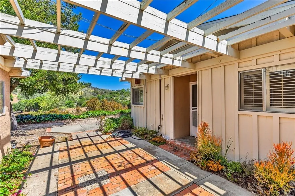 https://cdn.realtyfeed.com/cdn/127/306441874/5e9fb73ec43fb1b3586c42b4461533bd.webp