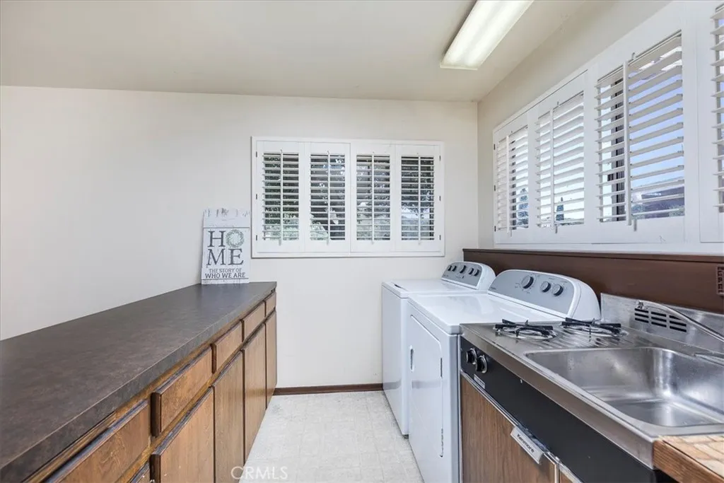 https://cdn.realtyfeed.com/cdn/127/306441874/c4e8c6cfb1fd0f9b5617f92193b04613.webp