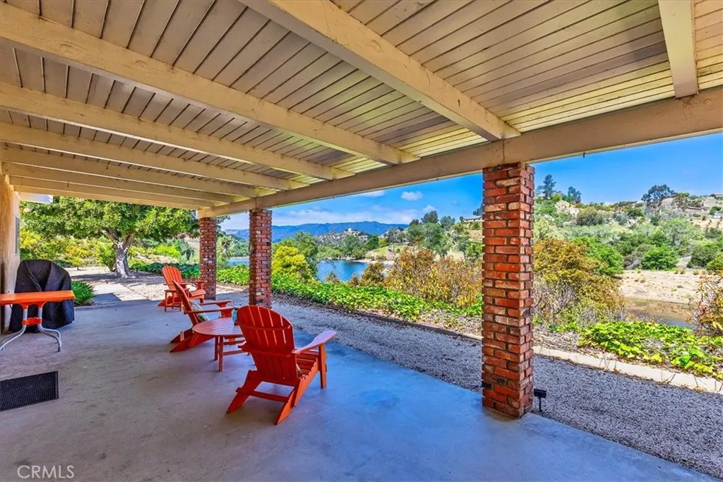 https://cdn.realtyfeed.com/cdn/127/306441874/fcdaf6b32090b355388944bb7a0704c6.webp