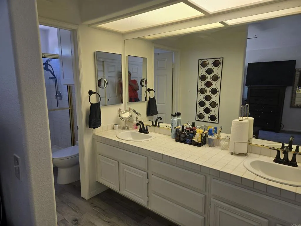 https://cdn.realtyfeed.com/cdn/127/306441923/a0eb6f731ba8a60d646ac7d25b6cdcdb.webp