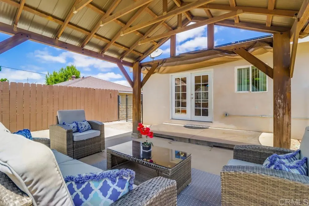 https://cdn.realtyfeed.com/cdn/127/306441972/08a50deea05bf4db68c8cd8c553a258b.webp