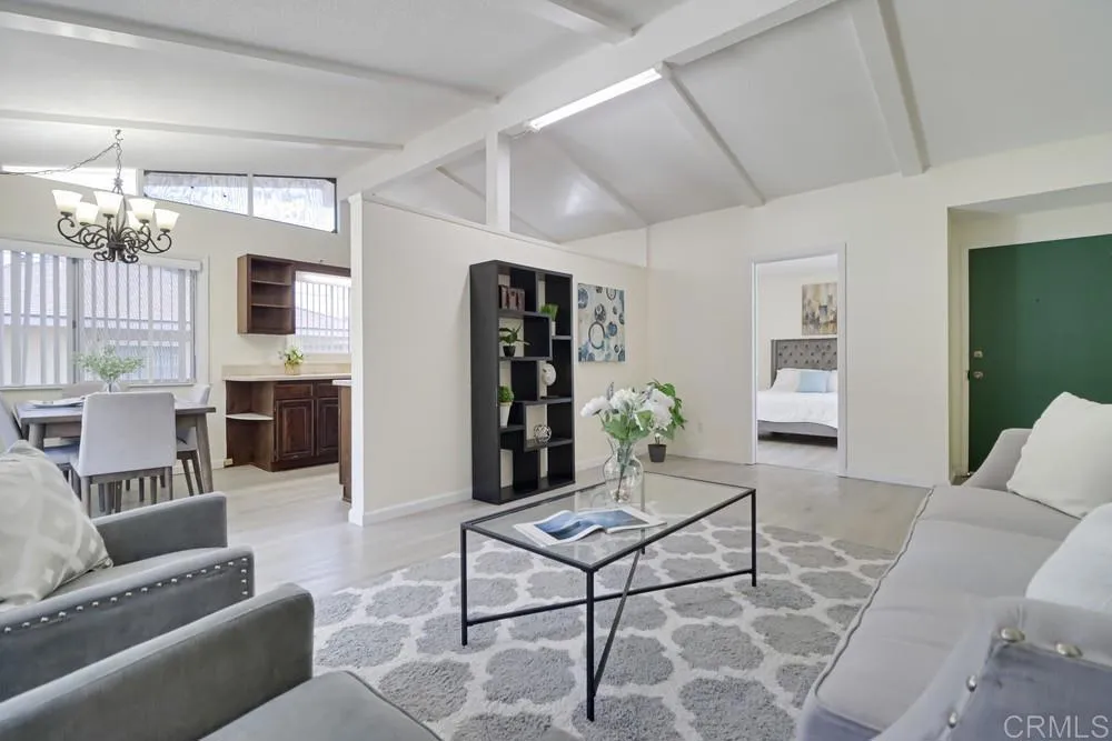 https://cdn.realtyfeed.com/cdn/127/306441972/98542d1f34edf6636752cfc95bfd494a.webp