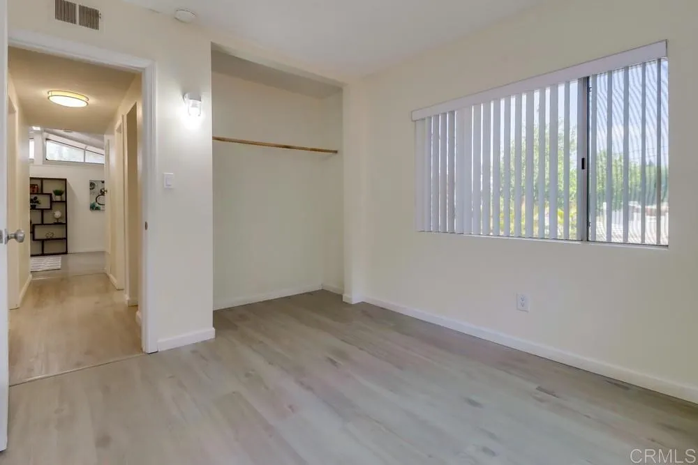 https://cdn.realtyfeed.com/cdn/127/306441972/e22e01b039656c7ef817bbbcbafcabed.webp