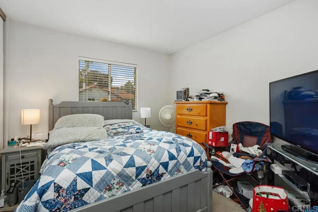 https://cdn.realtyfeed.com/cdn/127/306442053/6ed946d5fd7129e9c9b7ed87cc3fc01b.webp