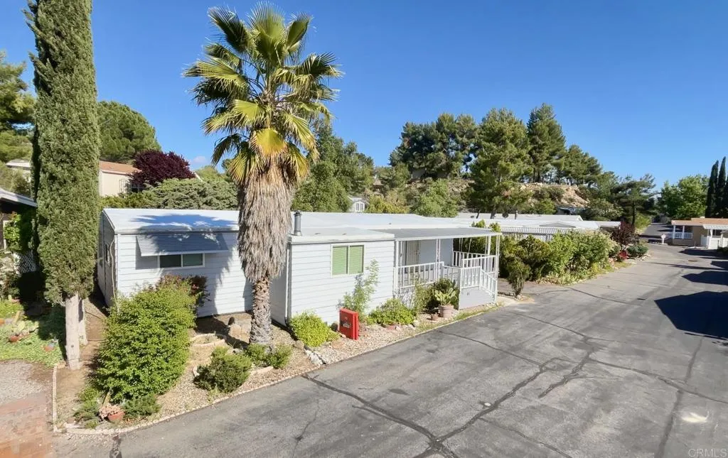 https://cdn.realtyfeed.com/cdn/127/306442305/9b3cc8ac6f86f511d815080d59123b28.webp