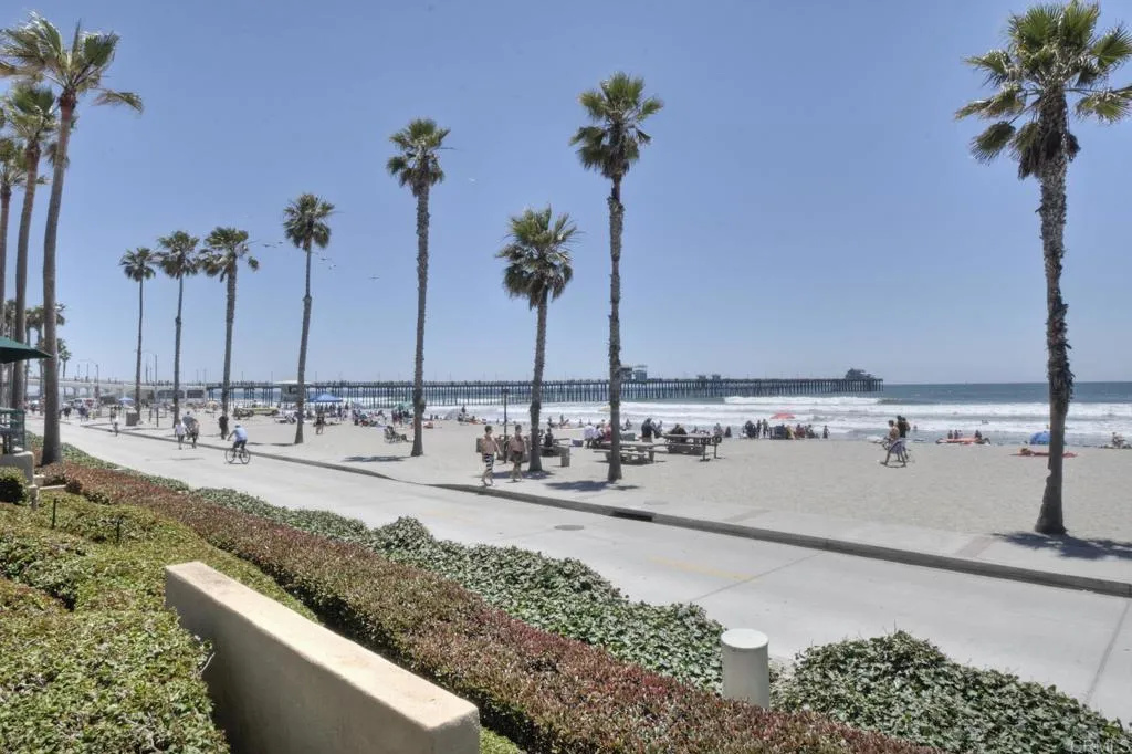 https://cdn.realtyfeed.com/cdn/127/306442391/a9f71ef7d2c5f9f27d8efa1e9c6ef0dd.webp