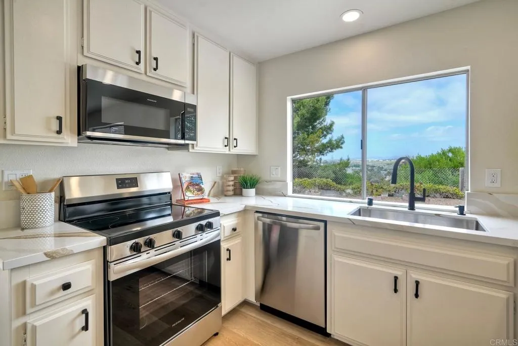 https://cdn.realtyfeed.com/cdn/127/306442391/b82ab07099f4fda709c5abbf9bcd4bbf.webp