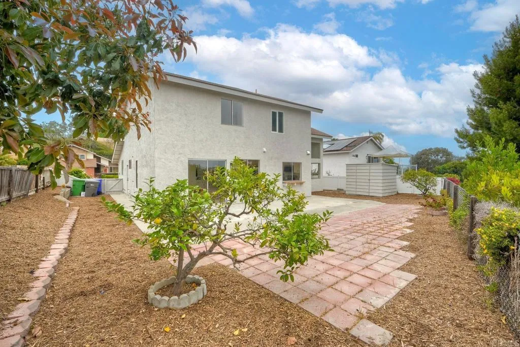 https://cdn.realtyfeed.com/cdn/127/306442391/e17ad1dcced4162dc7793f879345882e.webp
