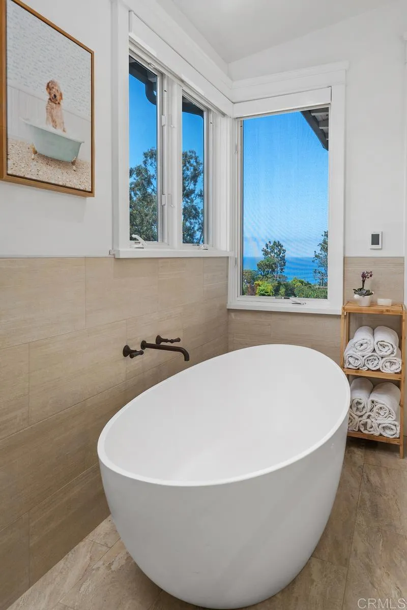 https://cdn.realtyfeed.com/cdn/127/306442410/1649f3fa5cbe434c105fd4da4bfe52a0.webp