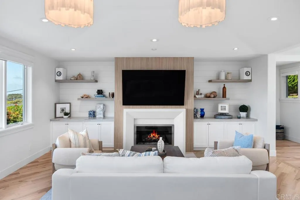 https://cdn.realtyfeed.com/cdn/127/306442410/2b626eae69163331d35305949996236f.webp
