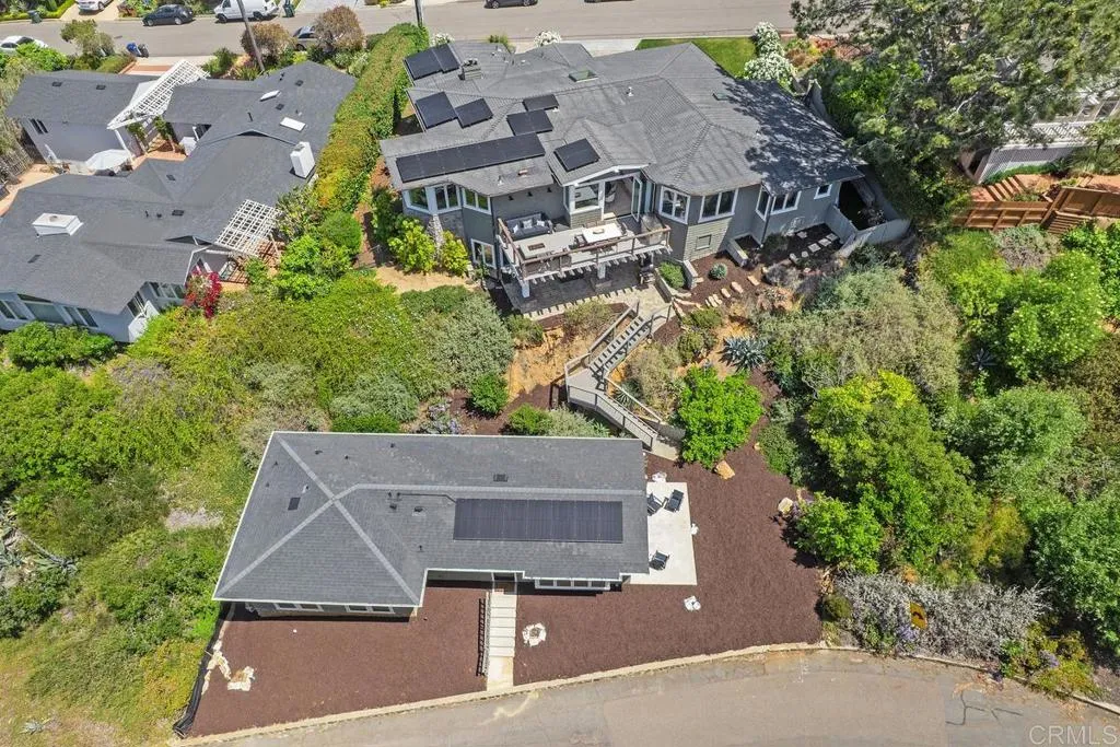 https://cdn.realtyfeed.com/cdn/127/306442410/845b77d746bceae08ccd6a718086e7d5.webp