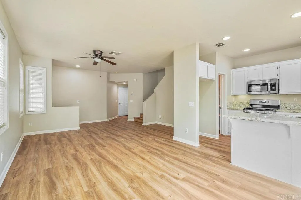 https://cdn.realtyfeed.com/cdn/127/306442441/2a5d143b87eb040b114f304714eae522.webp