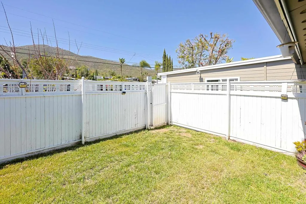 https://cdn.realtyfeed.com/cdn/127/306442447/8e45c0261cdca7af31fb5b8b2771f9c7.webp