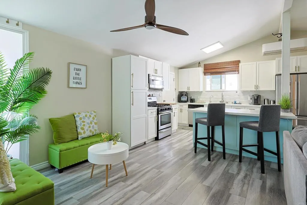 https://cdn.realtyfeed.com/cdn/127/306442447/91fdf9a4ab587c4a47adf7be9eb6048d.webp
