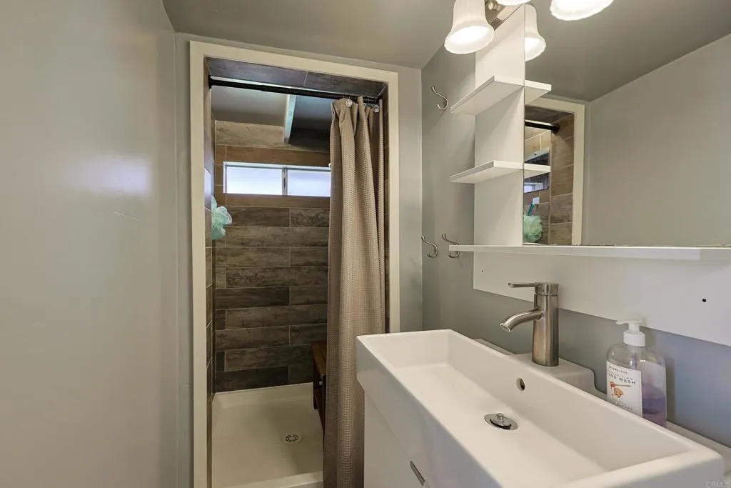 https://cdn.realtyfeed.com/cdn/127/306442447/c37f36d47f0fb1e1b33698c7a7d11378.webp