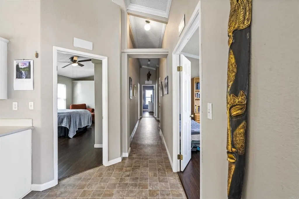 https://cdn.realtyfeed.com/cdn/127/306442579/38a3570f2bcb5bccb40f31af255babe8.webp